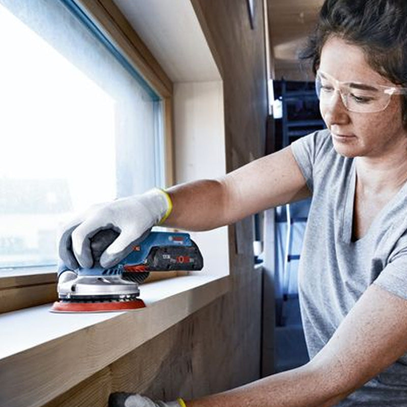 Ponceuse excentrique sans-fil BOSCH GEX 18V-125 - 0 601 372 201 Professional (vendu sans batterie) en carton avec accessoires