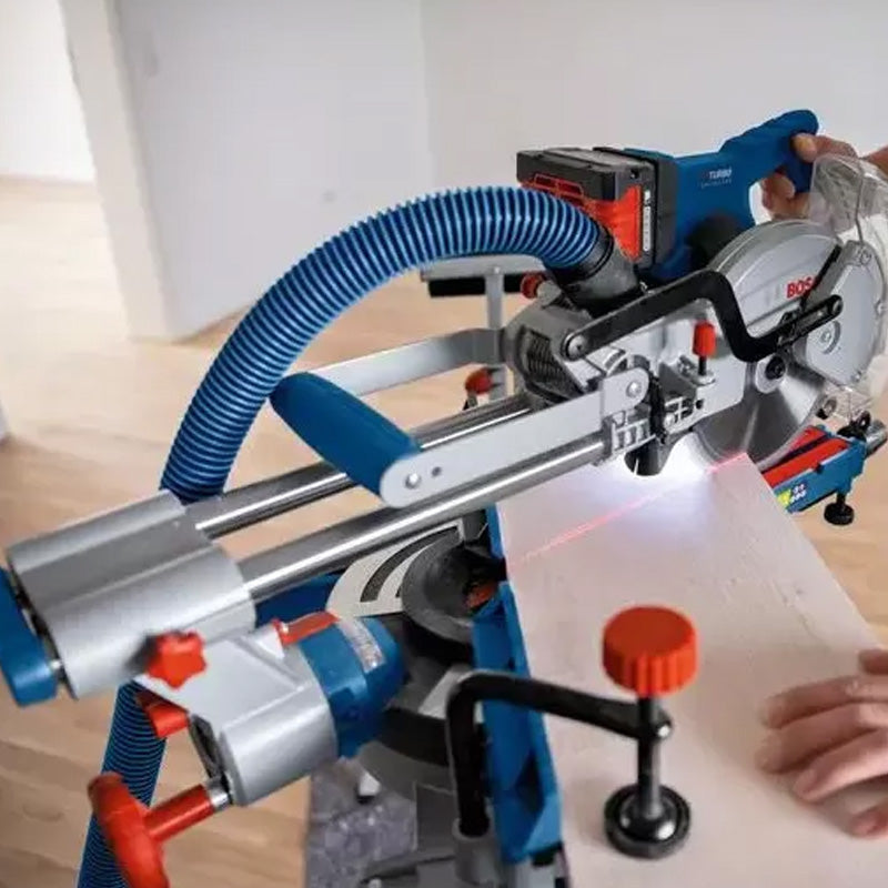 SCIE RADIALE 216mm 18V Biturbo BOSCH GCM 18V-216 D solo Carton