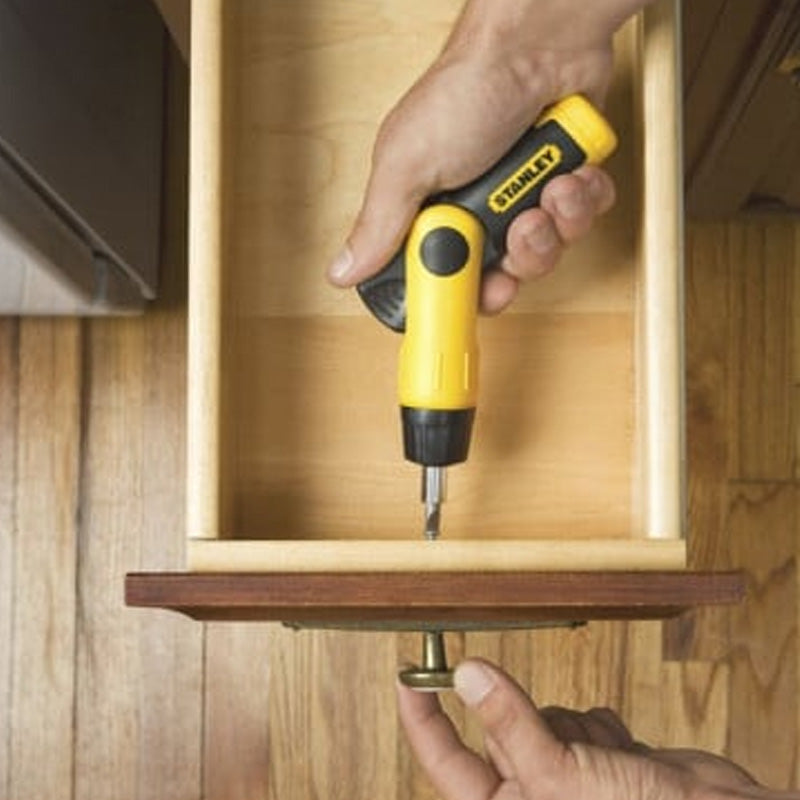 Tournevis porte-embouts à cliquet poignée revolver - coffret 25 pièces - STANLEY - 0-63-022