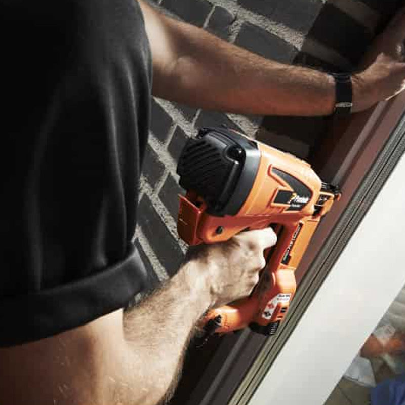 Cloueur autonome de finition PASLODE - tête homme droites - jauge de 18 - IM50 F18