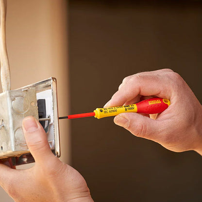 Tournevis électricien isolé 1000v 3,5x75mm fatmax - STANLEY - 1-65-411