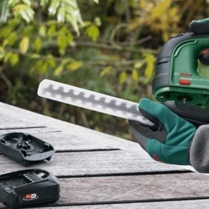Taille-herbes BOSCH AdvancedShear 18V-10 avec 1 batterie 2,0Ah