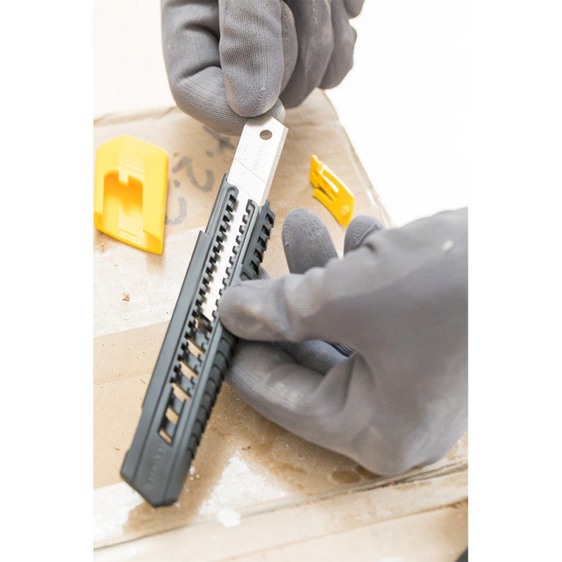 Cutter SM 18mm  STANLEY  1-10-151