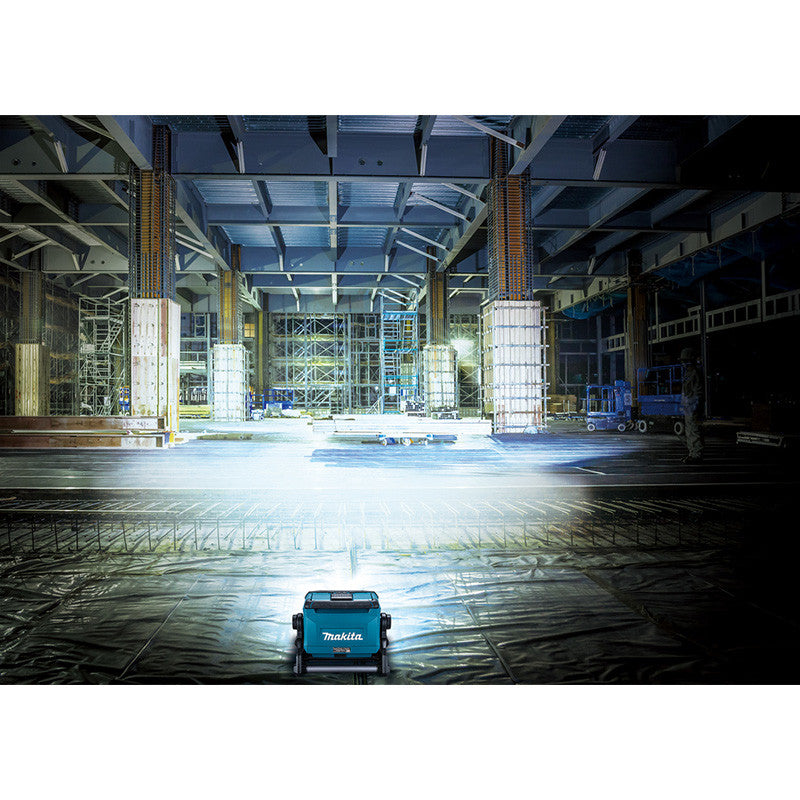 Lampe de chantier sans fil XGT ® / LXT ® MAKITA ML009G 18V / 40Vmax, 2 000 – 10 000 lm