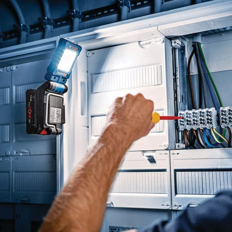 Lampe sans-fil BOSCH GLI 18V-800 - 0 601 443 600 Professional (vendu sans batterie) en carton