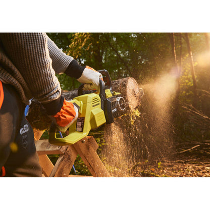 Tronçonneuse Brushless RYOBI RY36CSX35A-150 36V - Guide 35cm - 21 m/s - tendeur sans outil - 1 batterie lithium+ 36V 5,0 Ah et 1 chargeur 1,7 A